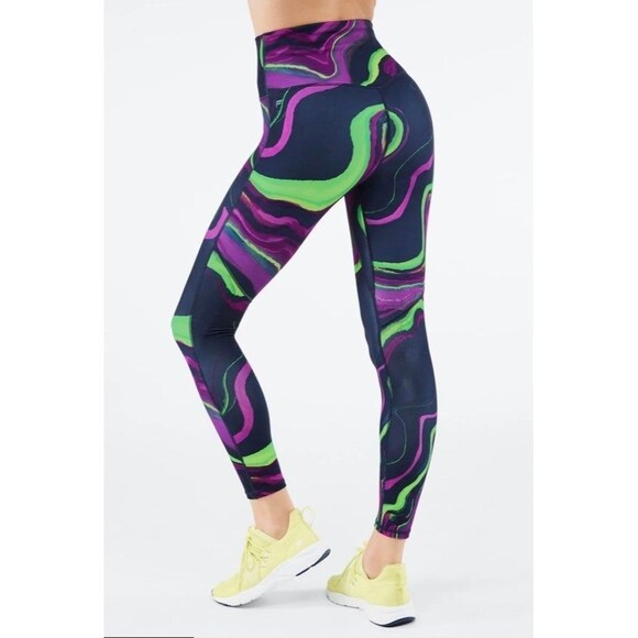 Fabletics Anywhere Motion365® Ultra High Waisted 7/8 Legging Haze Wave color - Picture 2 of 11